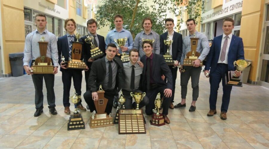 Pirates hand out year-end awards