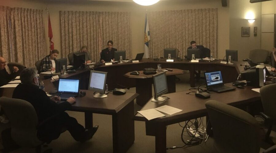 Warden says councillors to discuss travel expense policy further