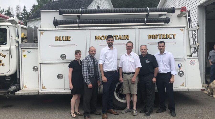 Fraser announces federal funding for Internet improvements