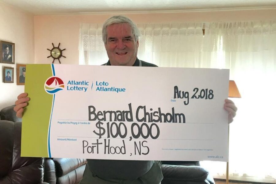 Port Hood man claims Tag prize