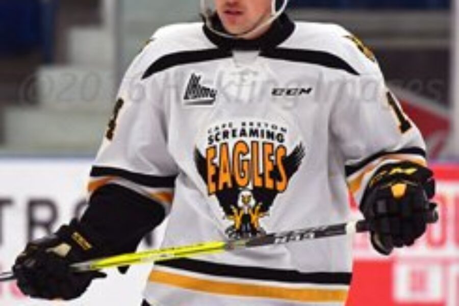 Smith named Screaming Eagles captain