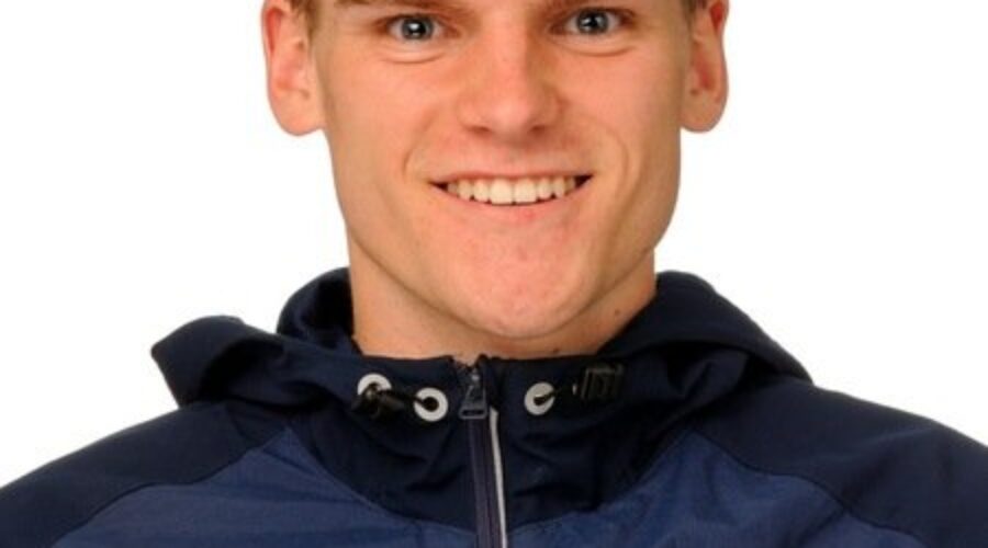 X-Men runner, football player win conference awards