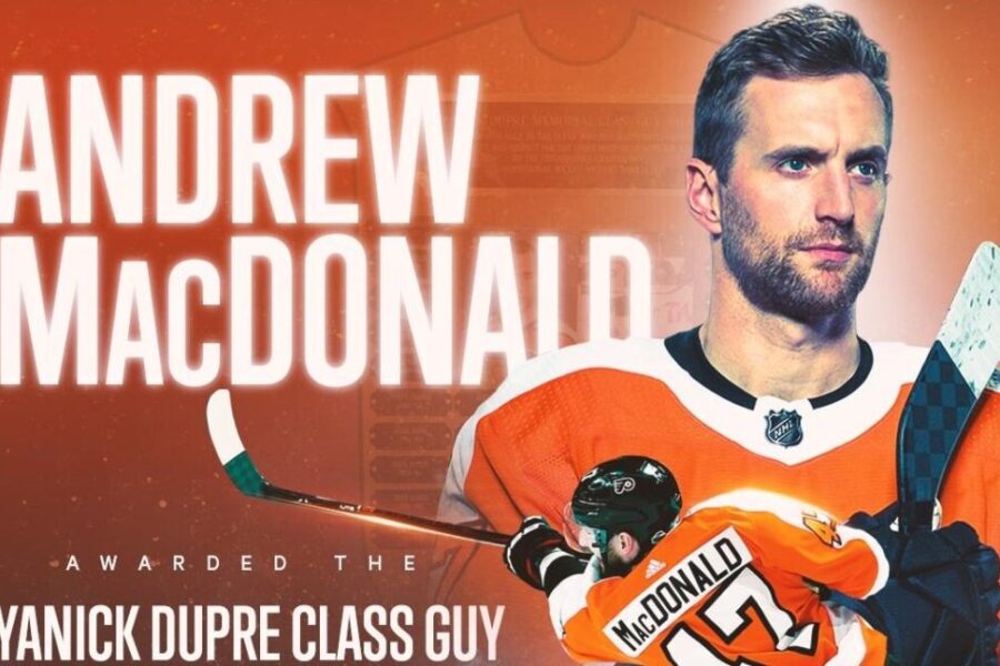 MacDonald among Flyers award winners