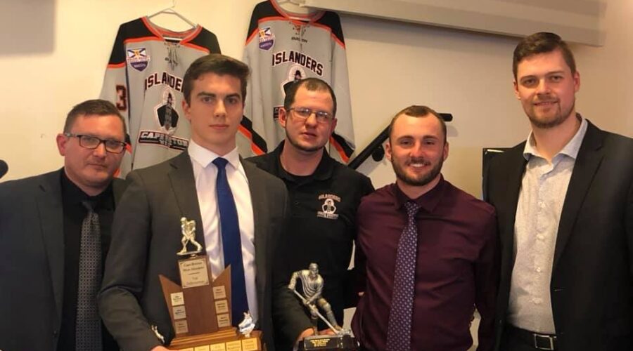 Islanders hand out year-end awards