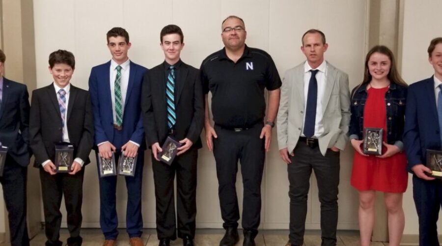 Novas present year-end awards