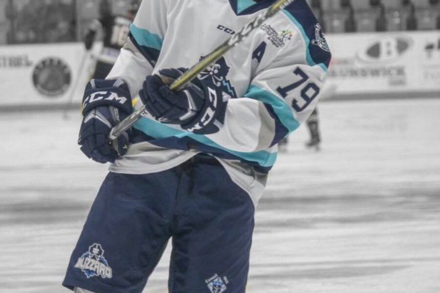 Gillis joins Crushers