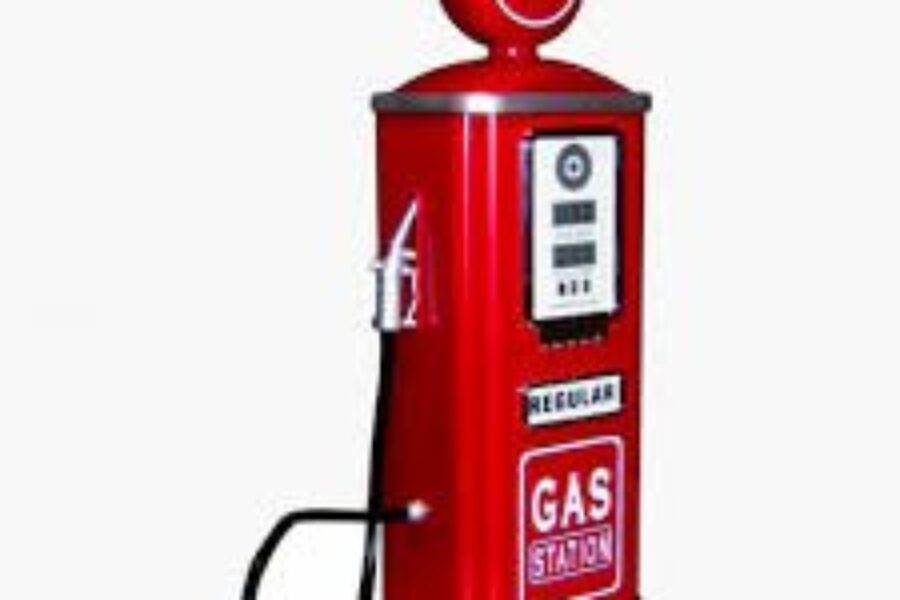Pump prices drop ahead of long weekend