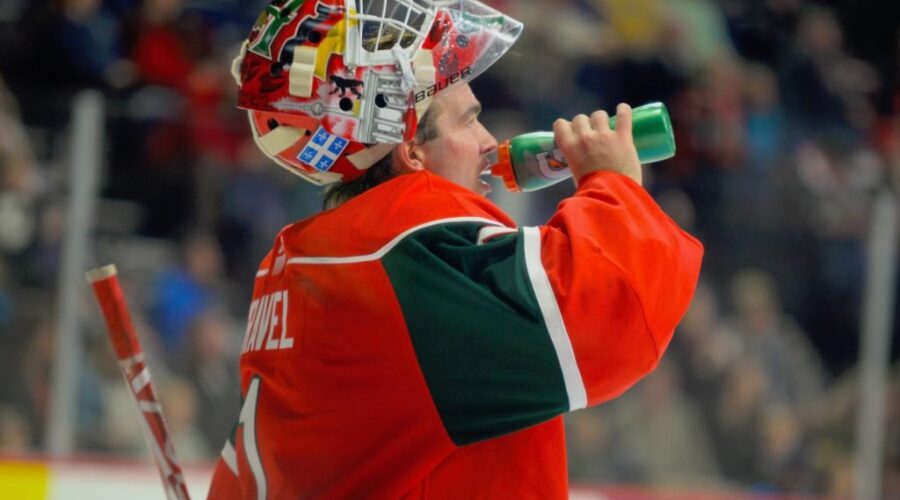 Quebec Major Junior Hockey League results (from Charlottetown Monday)