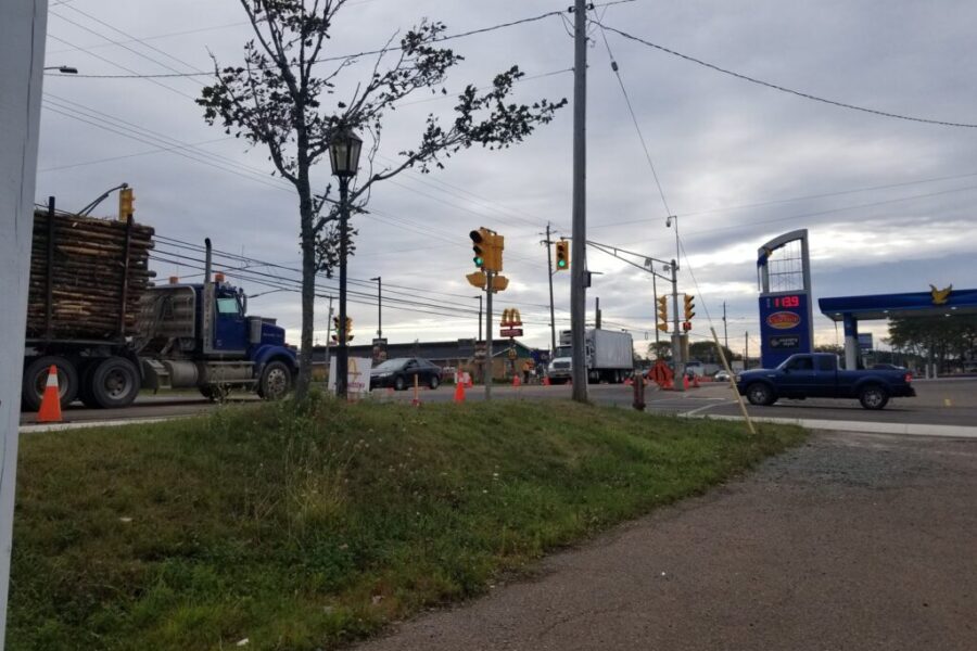 Mayor says she’s optimistic advance greens will return to Reeves St. plan