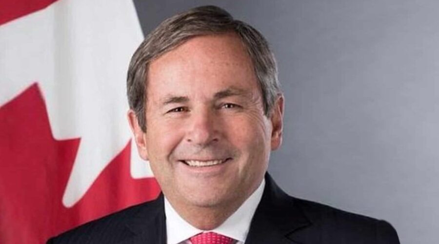 Former ambassador to US to speak at StFX