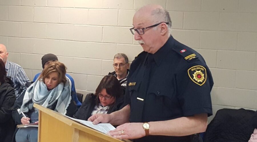 Councillors, fire department executive to address issues