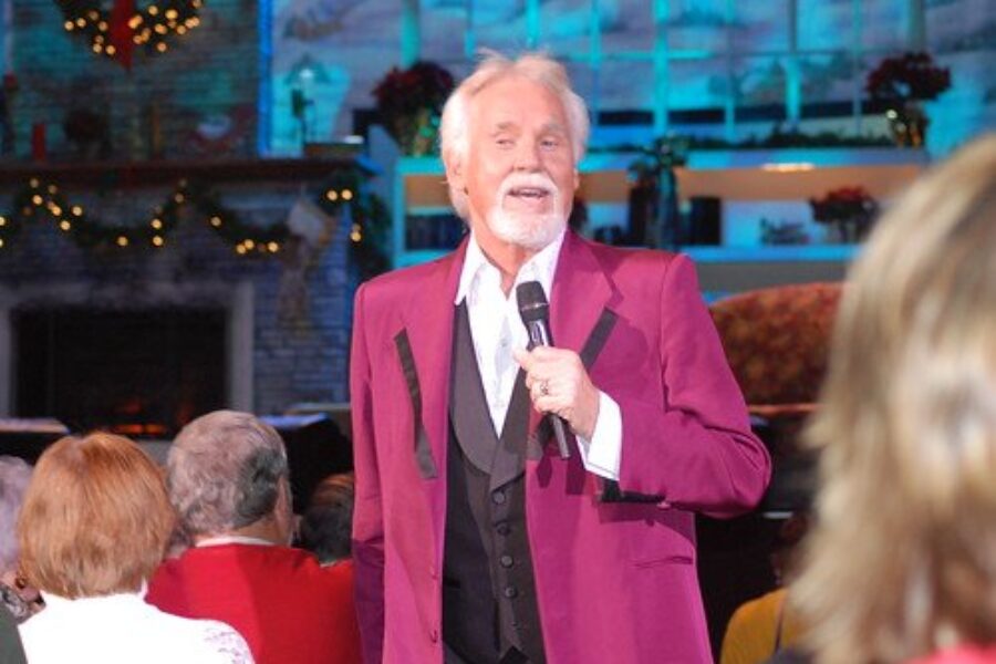 Kenny Rogers Dead At 81