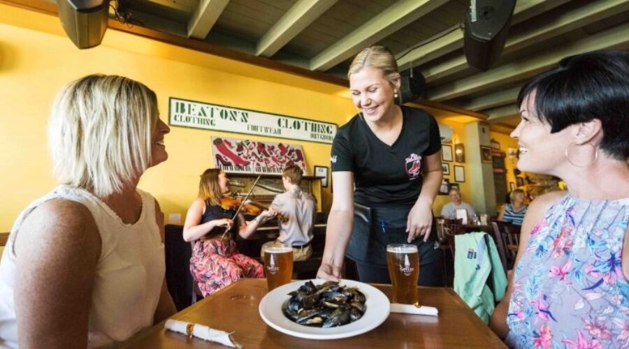 Red Shoe Pub donates $15,000 to Inverness Hospital