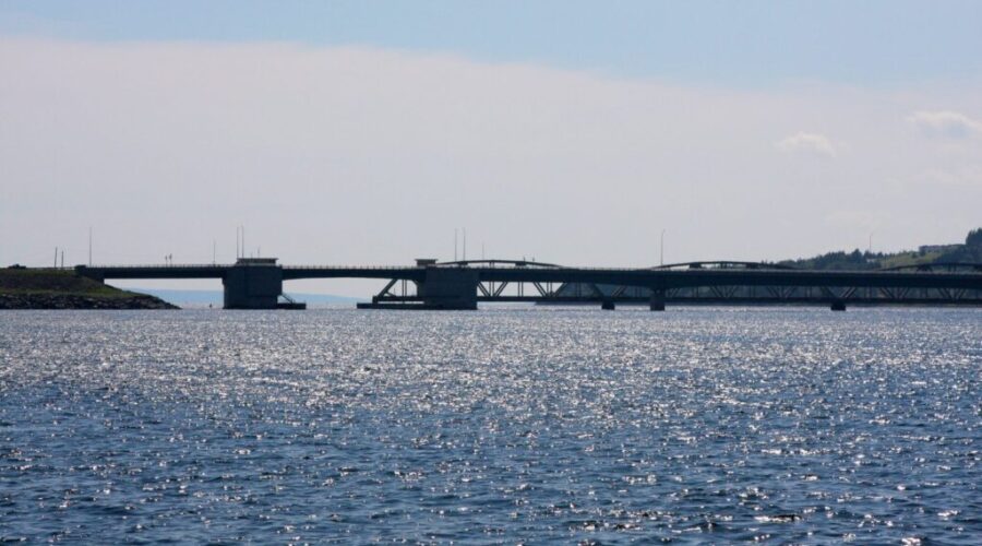 Delays expected on Barra Strait Bridge