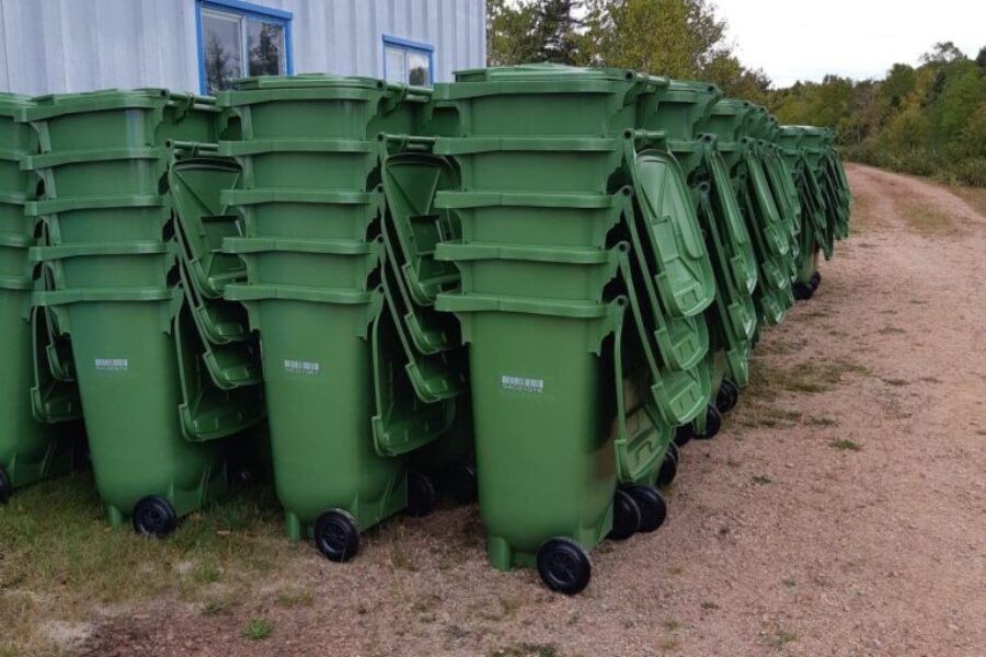 #ScottieOAndGreg talked to Nicole Latimer and Jason MacMillan about Green Bins in PHK
