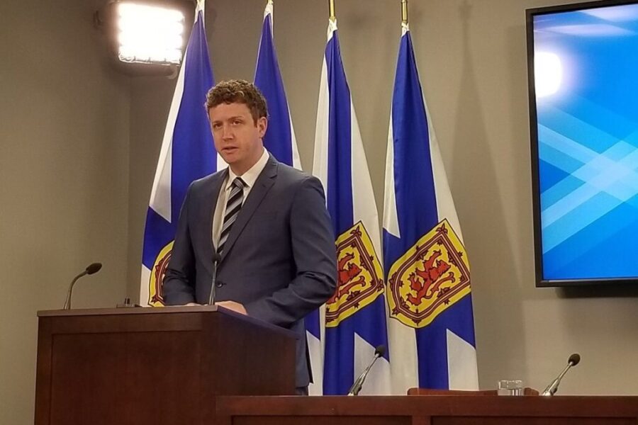 Rankin joins Liberal leadership race