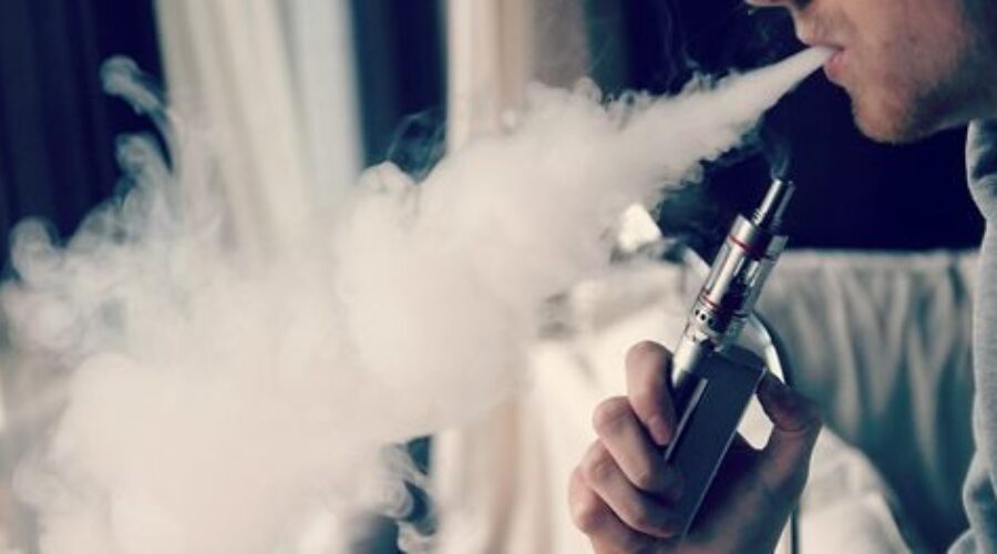 Canada proposes lower nicotine limits for vaping