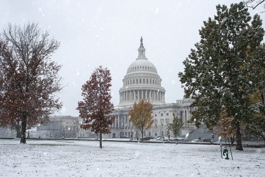 U.S. lawmakers get deal done on COVID relief