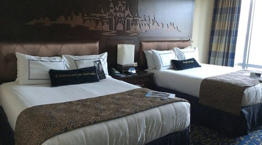 Province gives hotel operators rebate