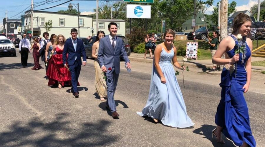 Petition started to allow eastern zone prom, grad ceremonies