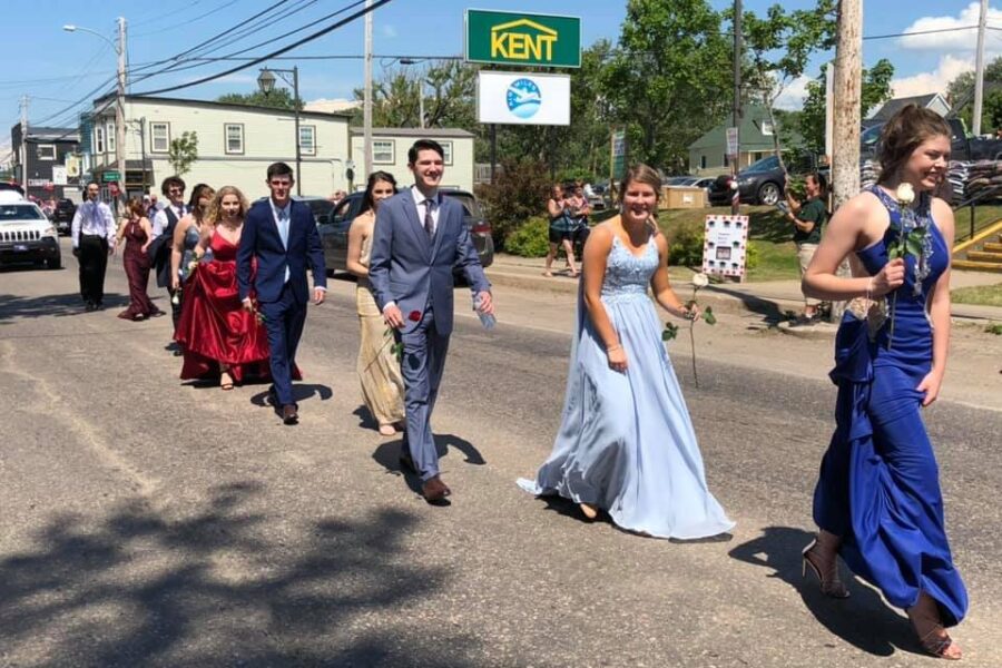 Petition started to allow eastern zone prom, grad ceremonies
