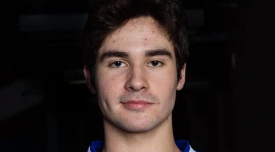 Local hockey player earns provincial recognition