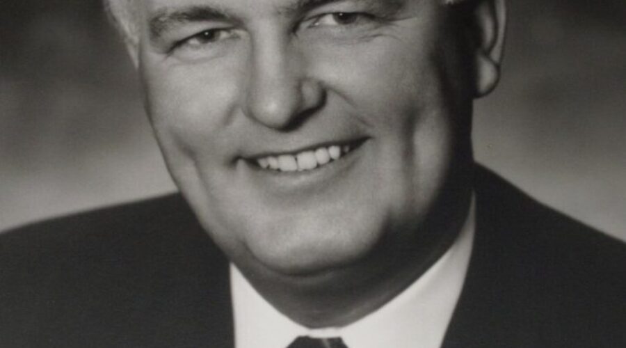 Former premier passes away