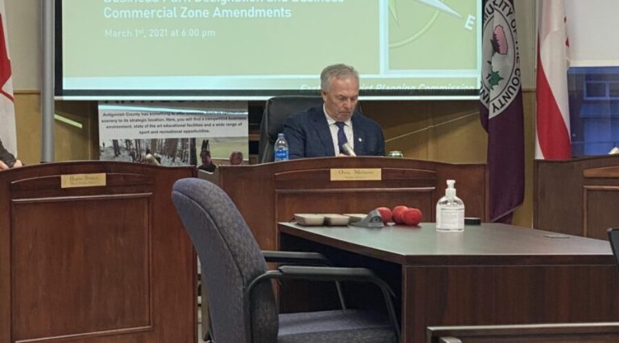 Warden says tax collection going well