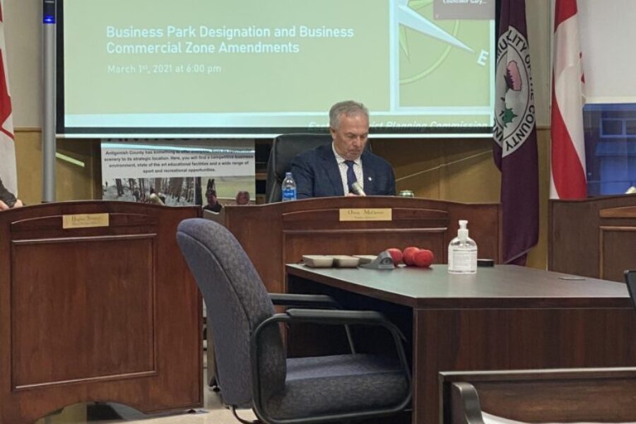 Warden says tax collection going well