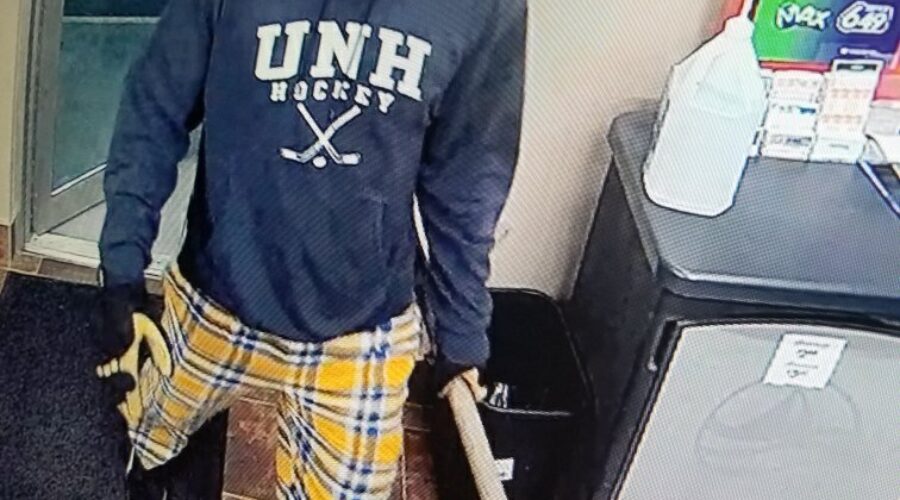 Man attempts robbery with shovel