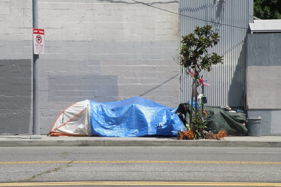Funded wraparound services needed to break “homeless web”
