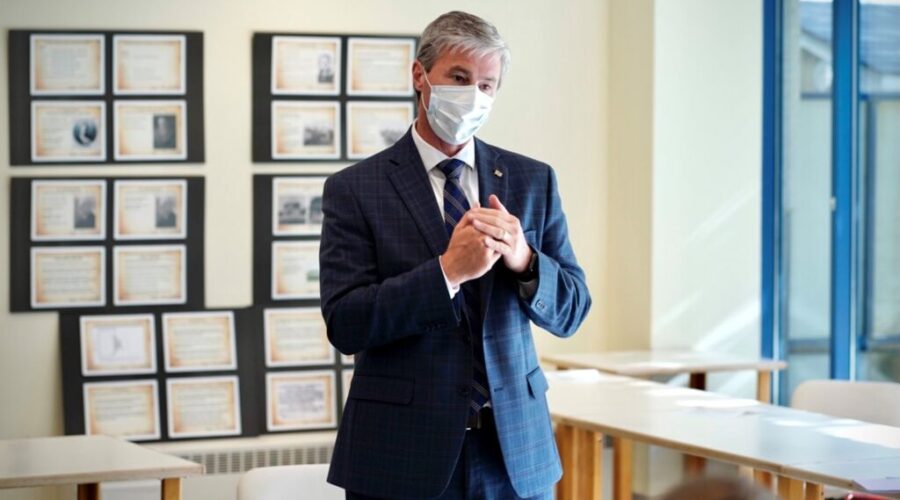 Province re-launching paid sick time
