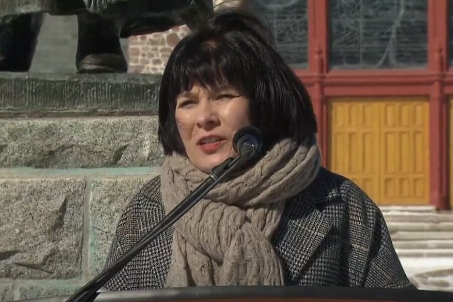 Official Languages Act Modernization Underway