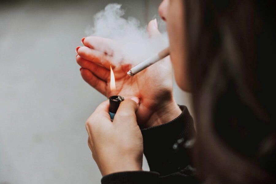 Feds Look To Add Health Warnings To Individual Cigarettes