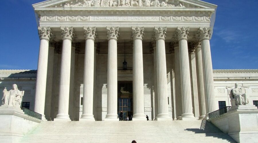 U.S. Supreme Court Overturns Roe v. Wade