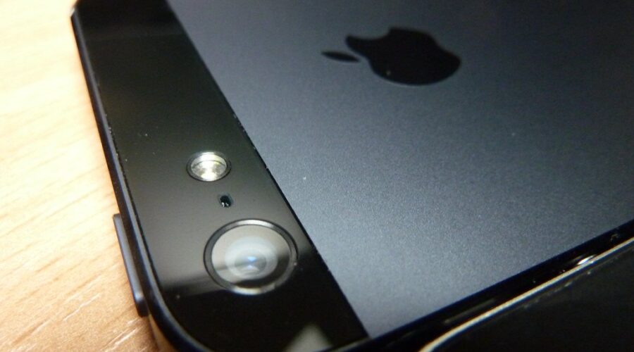 Apple rolling out edit feature for iMessages in new iOS update