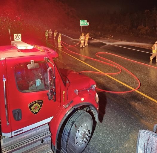 Manure spill causes cars to slide off road in Debert - Your Quad Counties