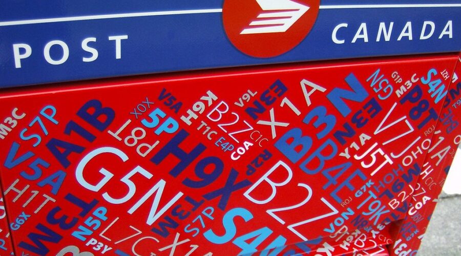 Sending Holiday packages or cards? Here are your Canada Post deadlines