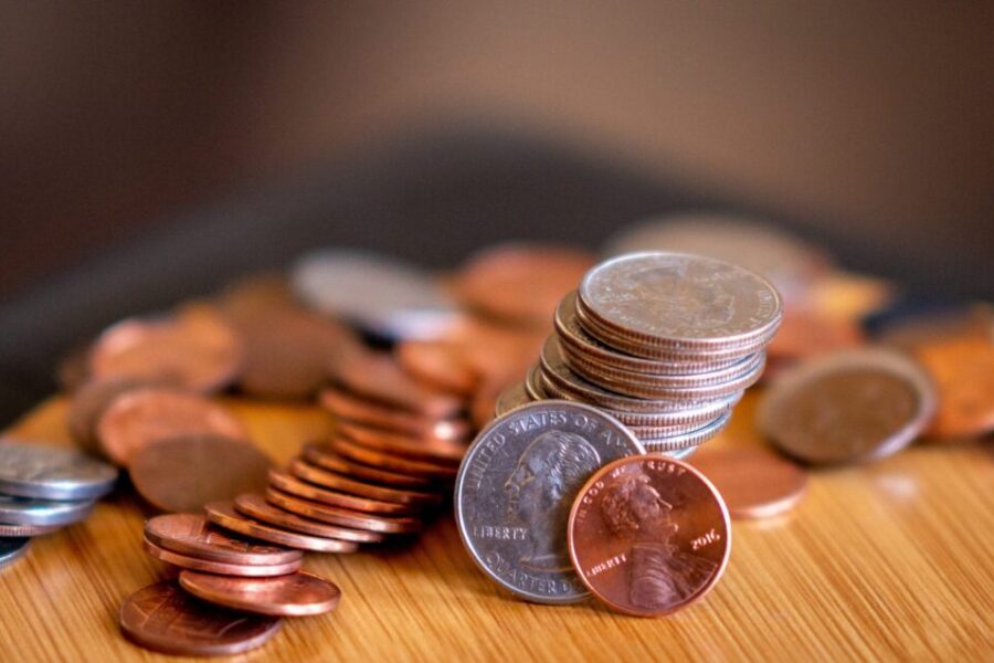 Canadians Using More and More Credit For Purchases