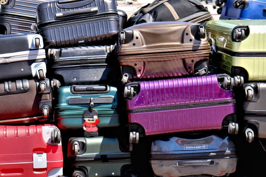 Committee Examines Holiday Travel Chaos