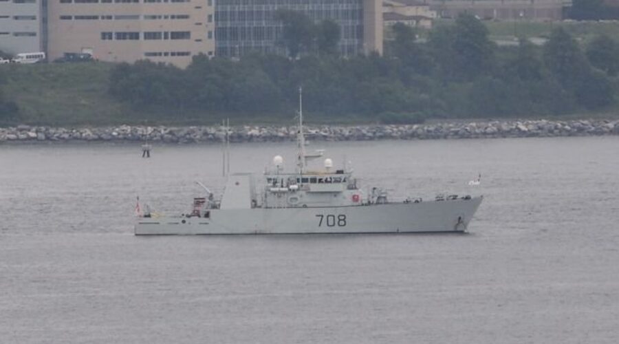 HMCS Glace Bay and HMCS Moncton Deploy to West Africa