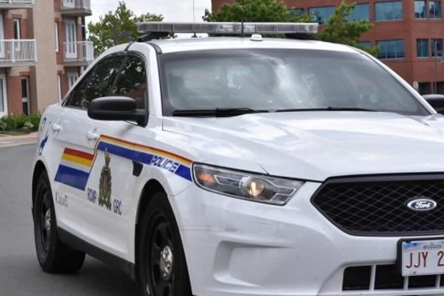 Update: Halifax RCMP arrest two after stabbing in Cole Harbour