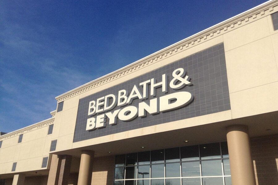 Bed Bath and Beyond Closing Up In Canada