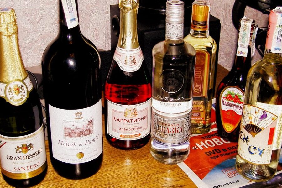 New poll says Canadian’s split on new alcohol guidelines