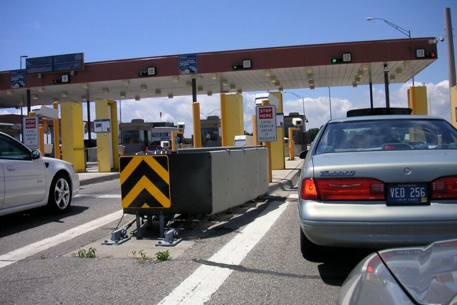 Republicans seek tighter border security