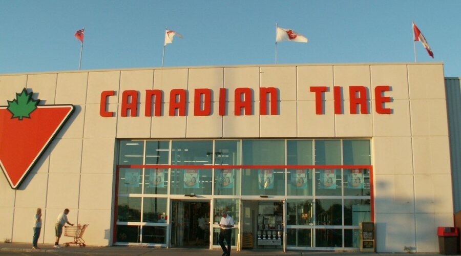 Canadian retail giant launches new paid subscription rewards