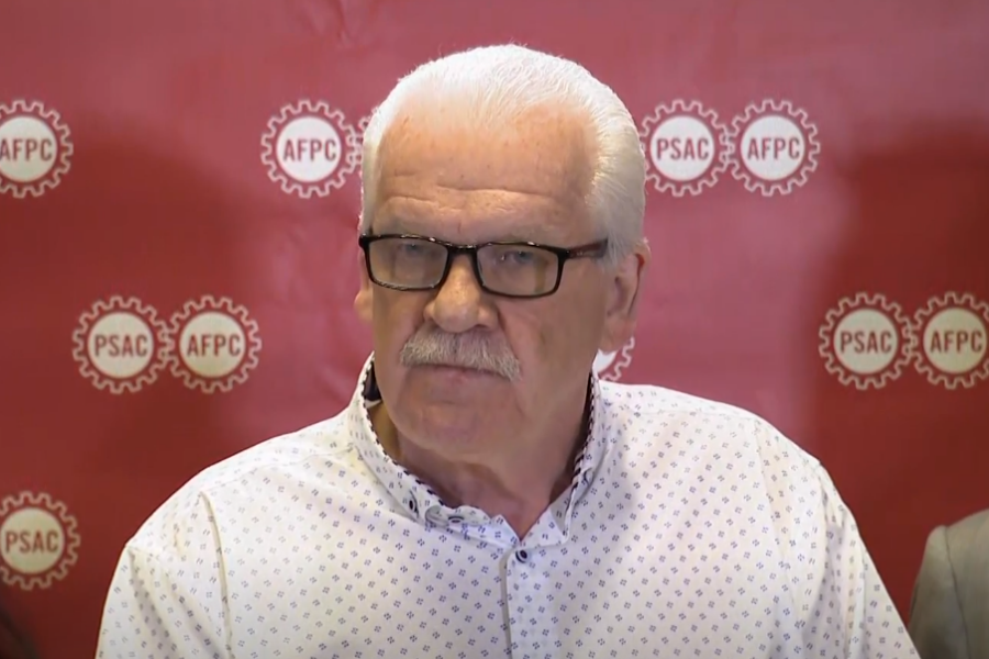 155K federal workers to strike after no tentative deal