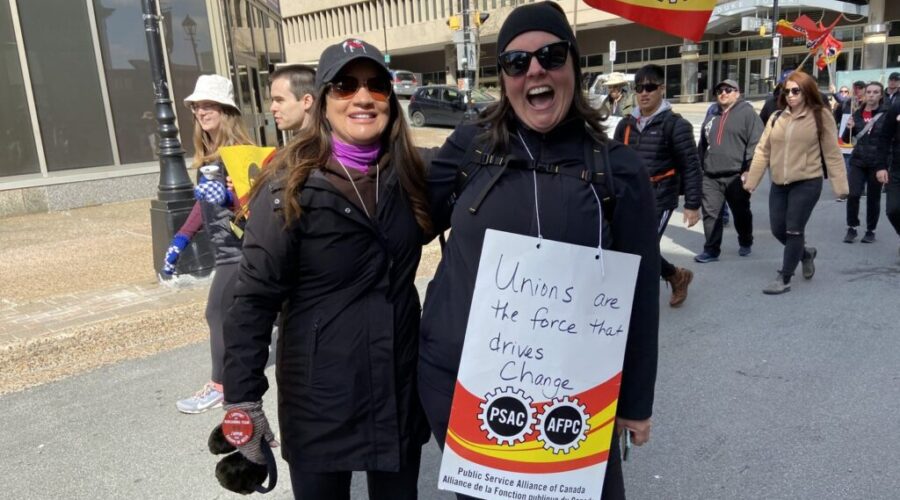 Treasury Board presents ‘final’ offer to striking workers