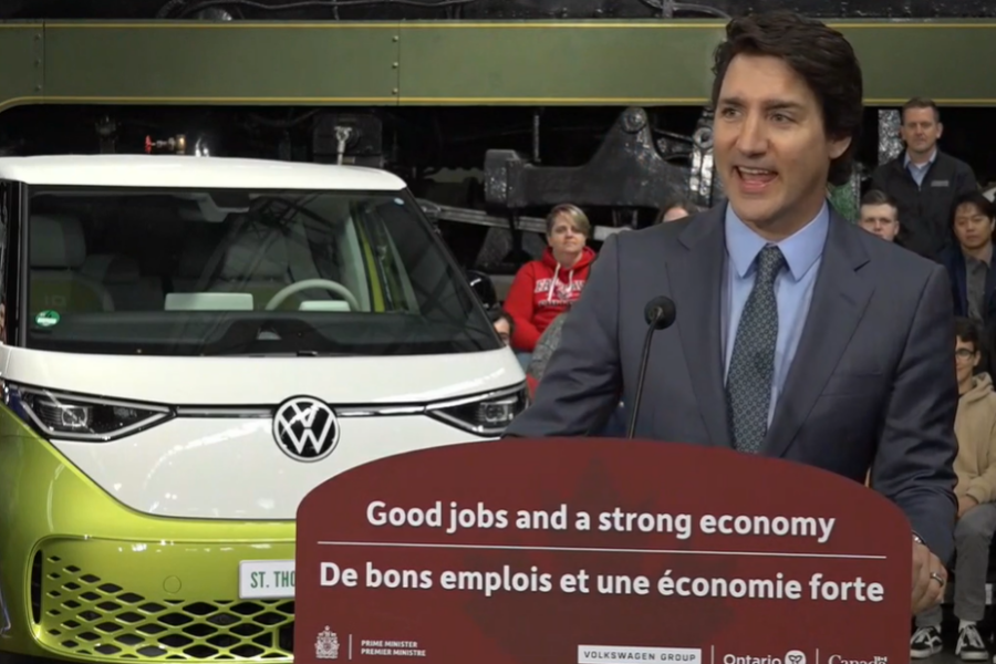 Trudeau promotes the green economy