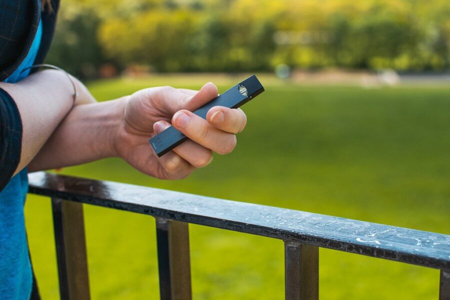 Canadian teenagers’ E-Cigarette use among world’s highest
